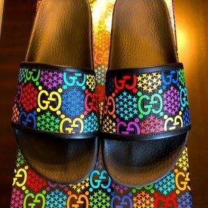 Men’s Gucci size 8 psychedelic slides.